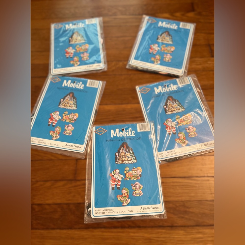 Beistle Mobile Hanging Decoration (5 ct) Vintage 1982 Christmas Decorations